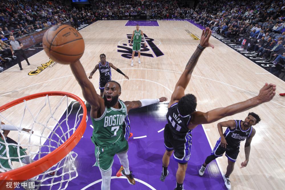 上赢得更多 上赢得更多