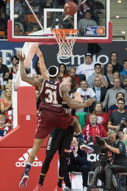 局中一击致 局中一击致